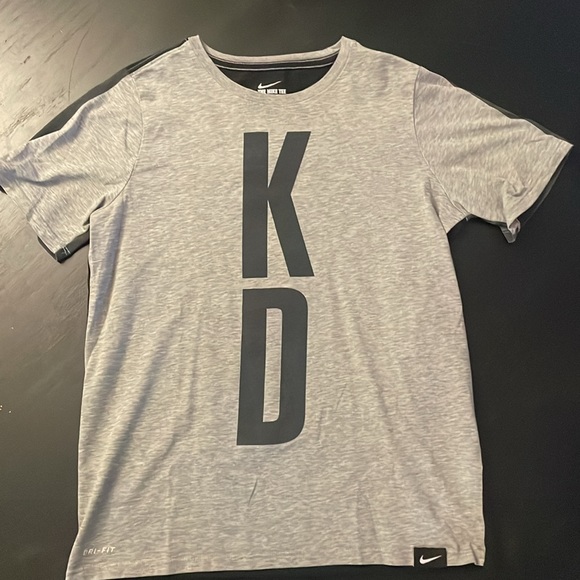 Nike KD t shirt size L - Picture 4 of 4